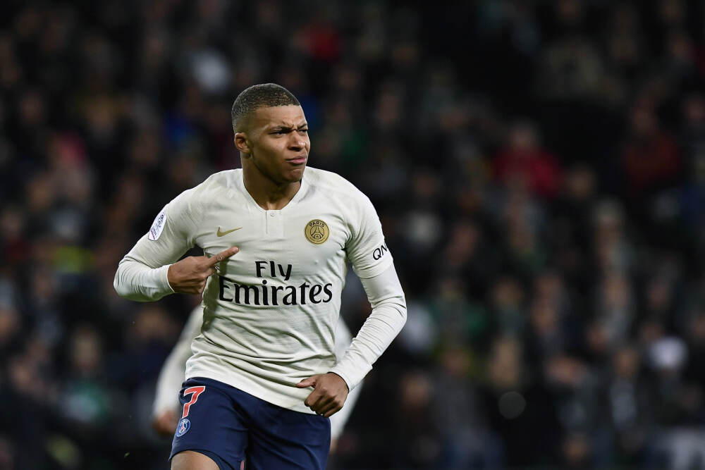 主打一个快准狠！智能且高效的单兵神器：大疆RS 5稳定器